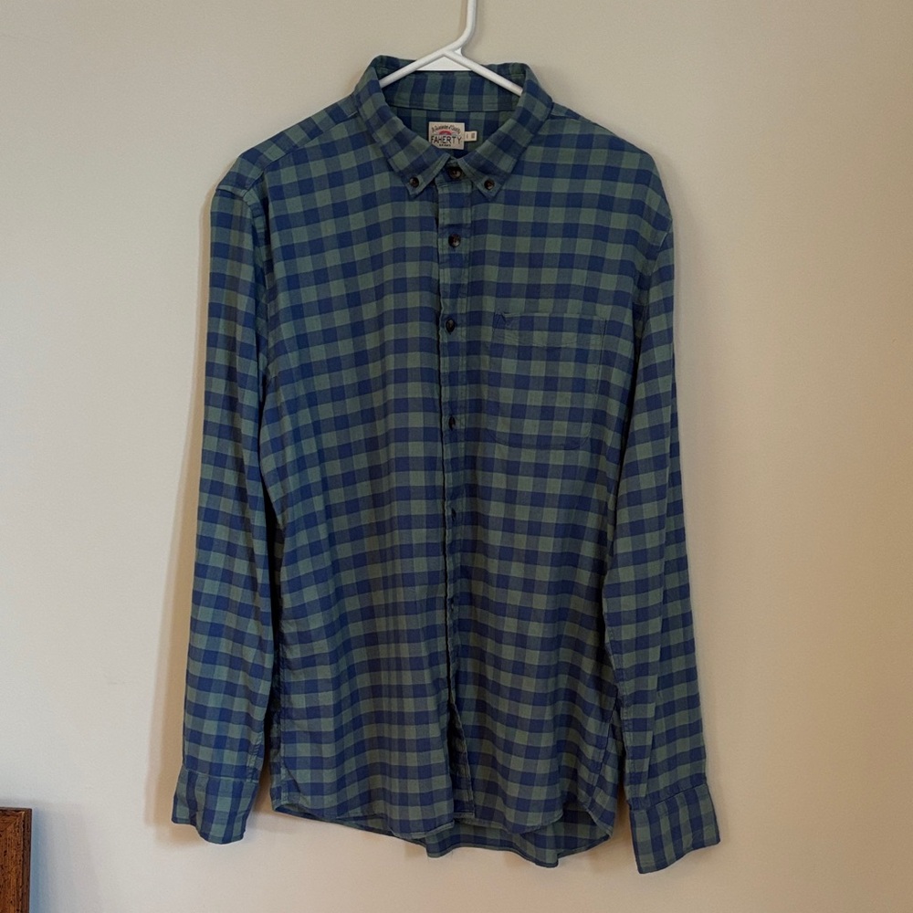 Faherty Blue and Green Checkered Button Down Shirt - Large